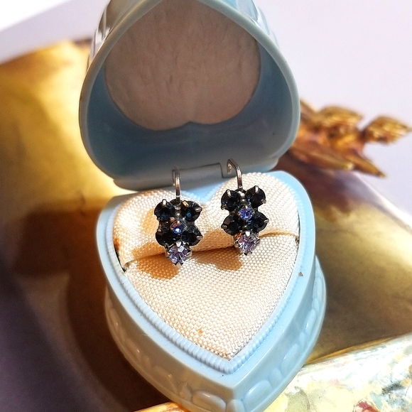 SORRELLI Vintage Swarovski Blue Crystal Minimalist Earrings - Picture 5 of 6